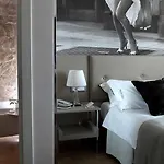 Ξενοδοχείο Partenope Relais 4*