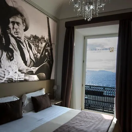 Partenope Relais Napoli