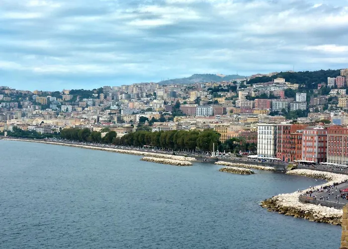 Partenope Relais Hotel 4*