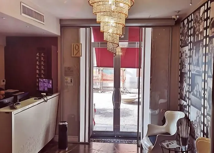 Partenope Relais Hotel