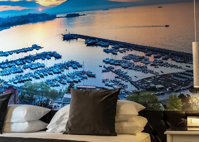 Partenope Relais Hotel 4*