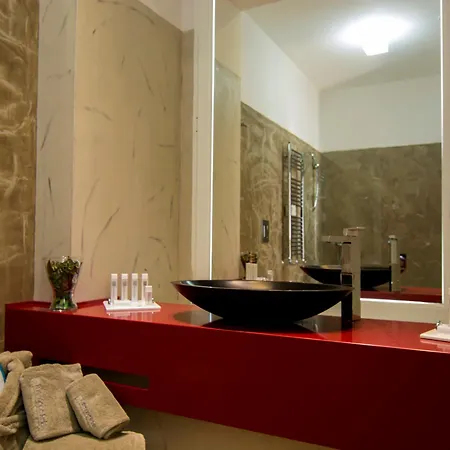 מלון Partenope Relais
