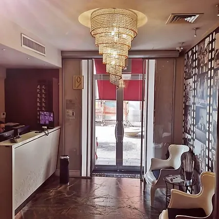 Partenope Relais מלון