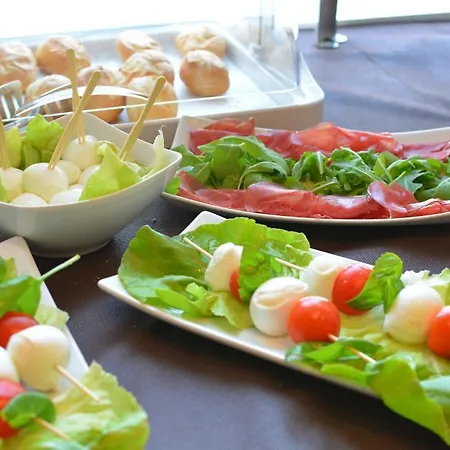 Partenope Relais נאפולי