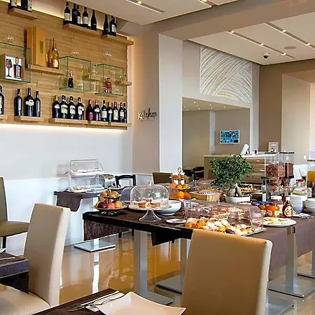 Partenope Relais Szálloda 4*