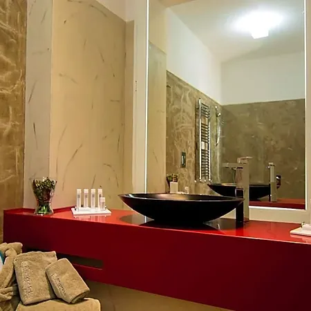 Partenope Relais Szálloda