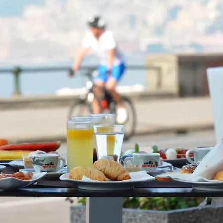 Partenope Relais Neapel