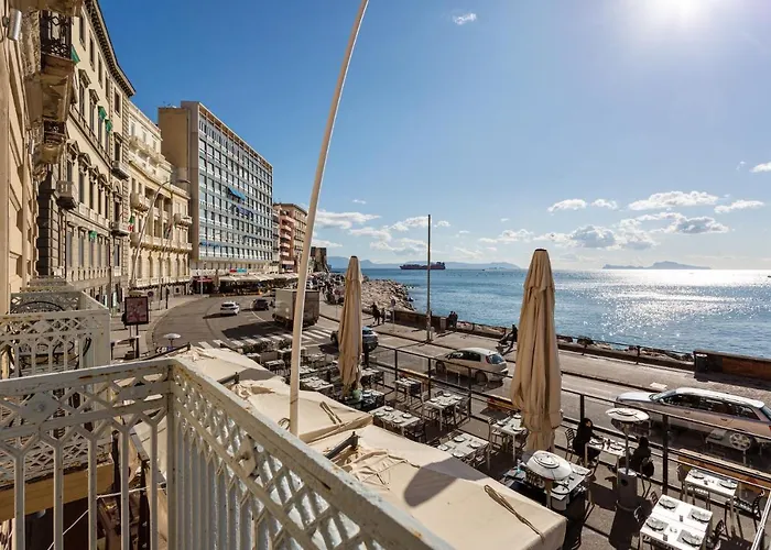 파르테노페 렐레 호텔