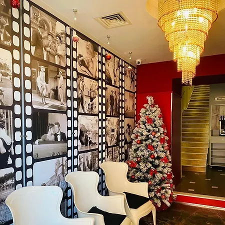 帕特诺普勒莱斯酒店 酒店