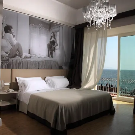 Partenope Relais Napoli