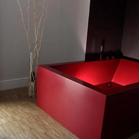 Hotel Partenope Relais 4*