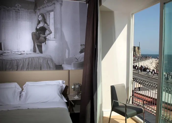 Partenope Relais Hotel Nápoles