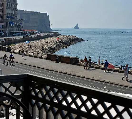 Partenope Relais Hotel